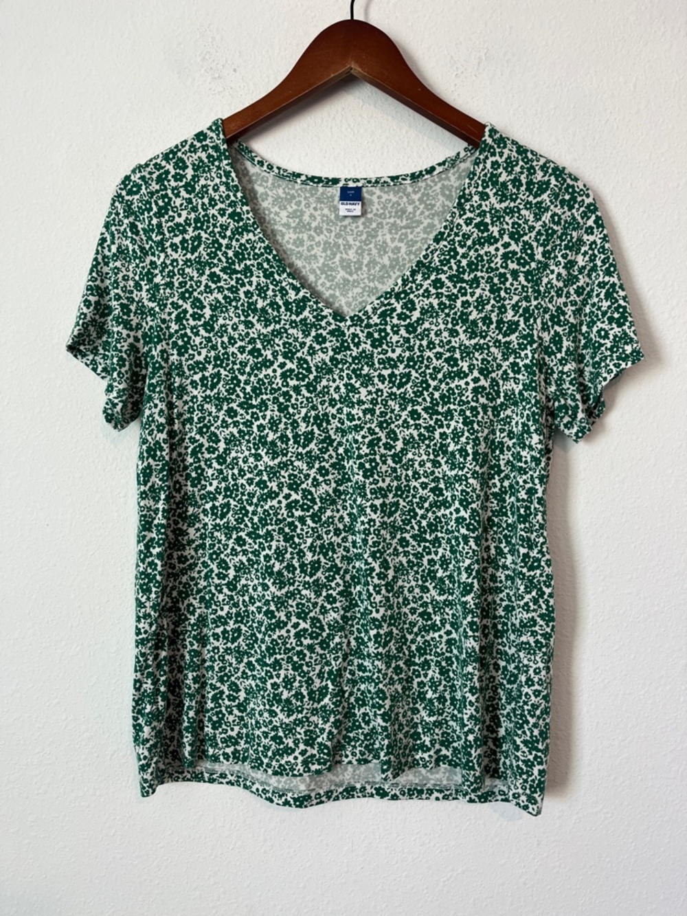 OLD NAVY Green Floral V-Neck Short Sleeve T-Shirt